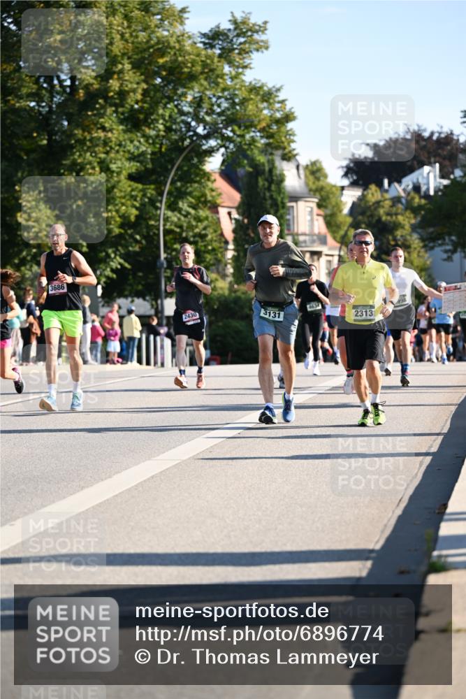 01.09.2024 - BARMER Alsterlauf Dr. Thomas Lammeyer http://msf.ph/oto/6896774 01.09.2024 09:35:07 Laufen 3686, 2430, 3131, 4634, 2313 meine-sportfotos.de