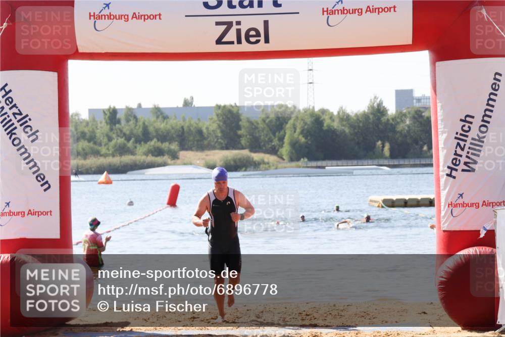 01.09.2024 - 17. Tribühne Triathlon Luisa Fischer http://msf.ph/oto/6896778 01.09.2024 11:25:52 Schwimmen 483 meine-sportfotos.de