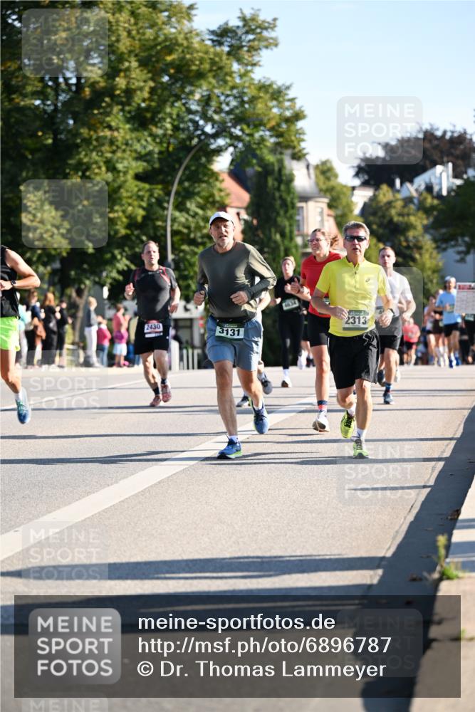 01.09.2024 - BARMER Alsterlauf Dr. Thomas Lammeyer http://msf.ph/oto/6896787 01.09.2024 09:35:08 Laufen 2430, 3131, 4634, 2313 meine-sportfotos.de