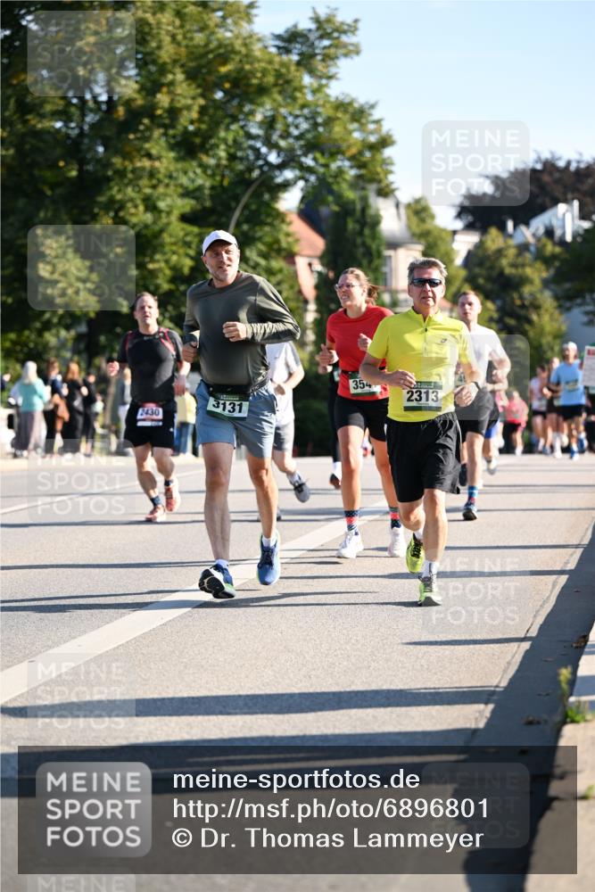 01.09.2024 - BARMER Alsterlauf Dr. Thomas Lammeyer http://msf.ph/oto/6896801 01.09.2024 09:35:09 Laufen 3131, 2430, 354, 2313 meine-sportfotos.de