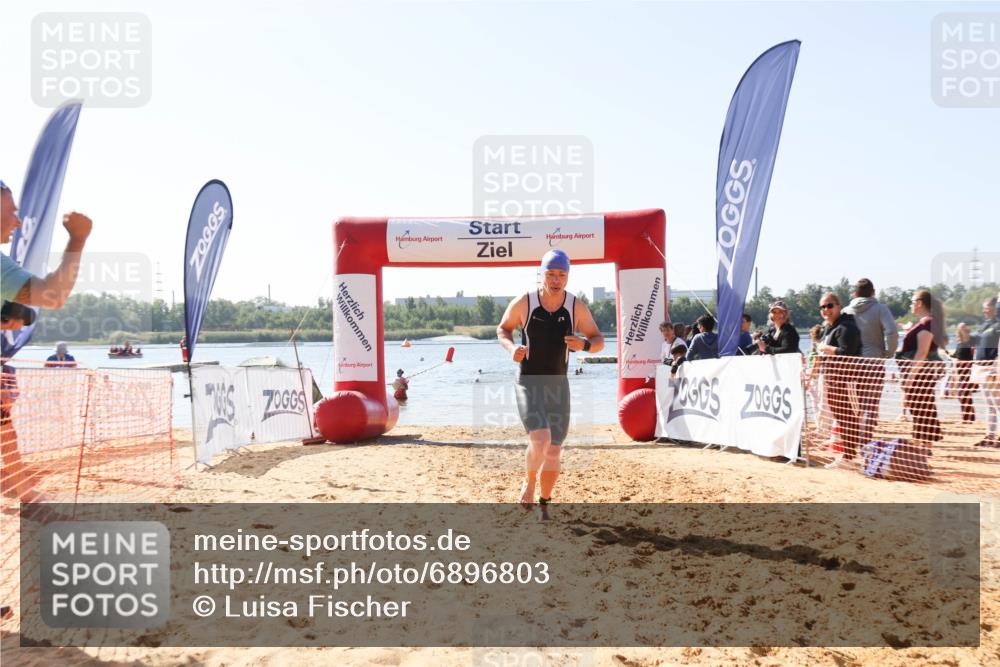 01.09.2024 - 17. Tribühne Triathlon Luisa Fischer http://msf.ph/oto/6896803 01.09.2024 11:25:56 Schwimmen 483 meine-sportfotos.de