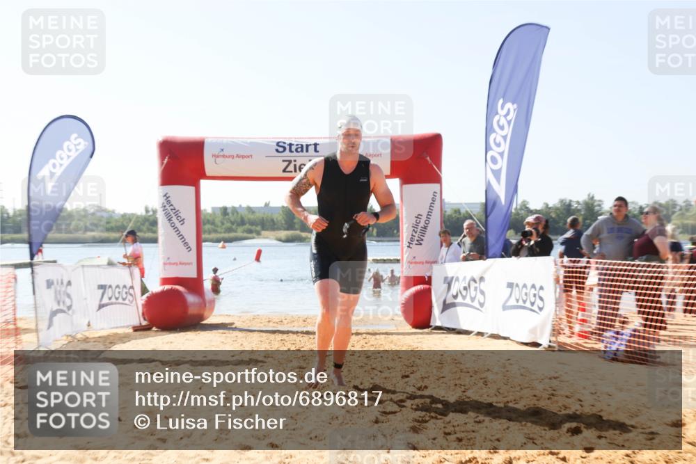 01.09.2024 - 17. Tribühne Triathlon Luisa Fischer http://msf.ph/oto/6896817 01.09.2024 11:26:18 Schwimmen 529 meine-sportfotos.de