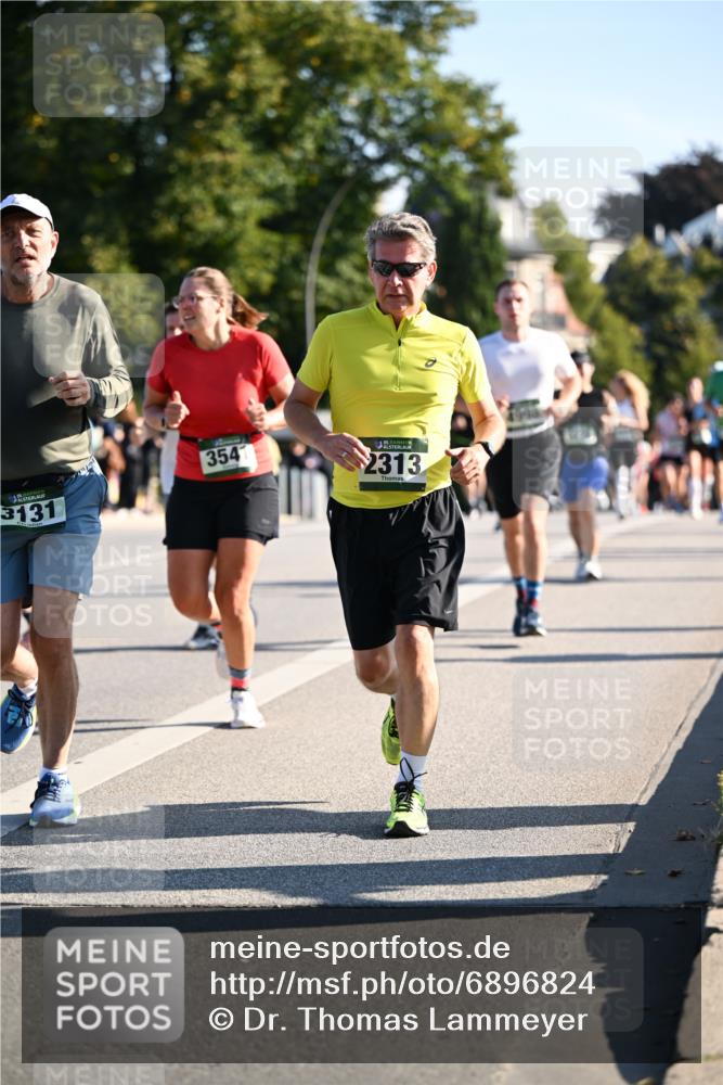 01.09.2024 - BARMER Alsterlauf Dr. Thomas Lammeyer http://msf.ph/oto/6896824 01.09.2024 09:35:10 Laufen 3131, 354, 2313 meine-sportfotos.de