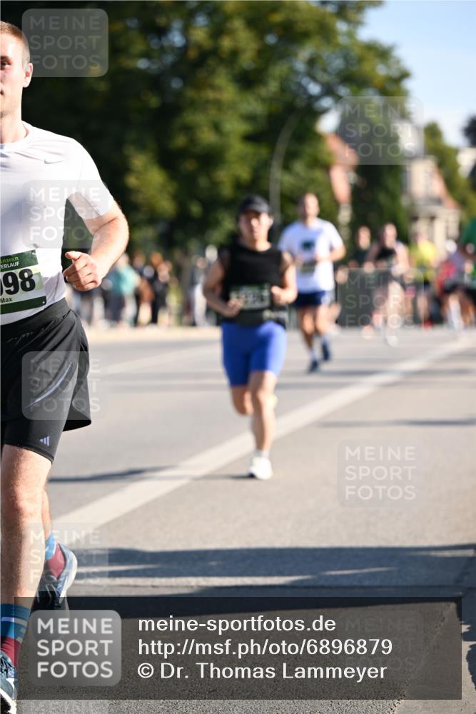 01.09.2024 - BARMER Alsterlauf Dr. Thomas Lammeyer http://msf.ph/oto/6896879 01.09.2024 09:35:13 Laufen 98 meine-sportfotos.de