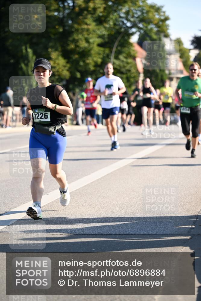 01.09.2024 - BARMER Alsterlauf Dr. Thomas Lammeyer http://msf.ph/oto/6896884 01.09.2024 09:35:14 Laufen 135, 3226 meine-sportfotos.de