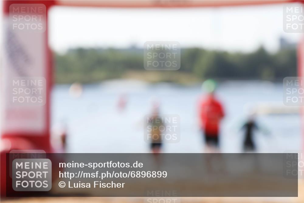 01.09.2024 - 17. Tribühne Triathlon Luisa Fischer http://msf.ph/oto/6896899 01.09.2024 11:26:35 Schwimmen 463, 485, 507, 508, 520, 536 meine-sportfotos.de