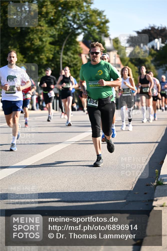 01.09.2024 - BARMER Alsterlauf Dr. Thomas Lammeyer http://msf.ph/oto/6896914 01.09.2024 09:35:16 Laufen 605, 8054 meine-sportfotos.de