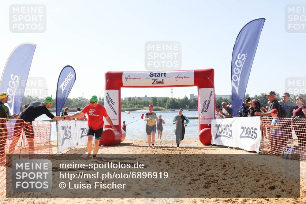 01.09.2024 - 17. Tribühne Triathlon Luisa Fischer http://msf.ph/oto/6896919 01.09.2024 11:26:39 Schwimmen 485, 507, 508, 520, 536 meine-sportfotos.de