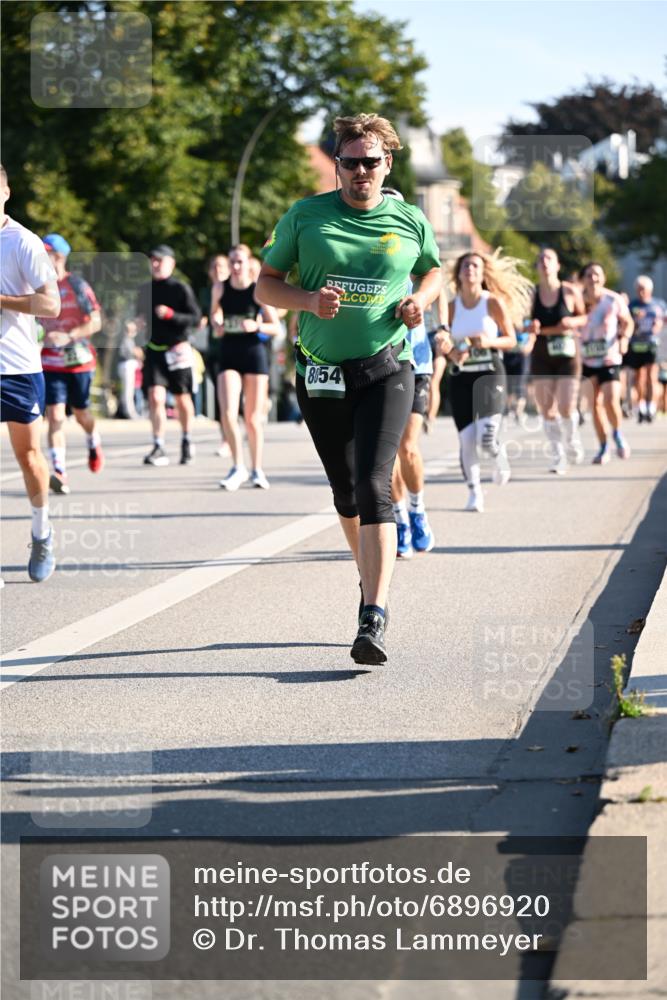 01.09.2024 - BARMER Alsterlauf Dr. Thomas Lammeyer http://msf.ph/oto/6896920 01.09.2024 09:35:16 Laufen 8054 meine-sportfotos.de