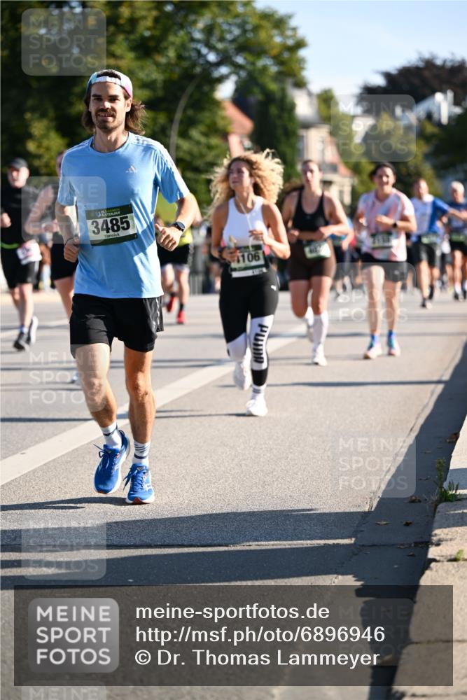 01.09.2024 - BARMER Alsterlauf Dr. Thomas Lammeyer http://msf.ph/oto/6896946 01.09.2024 09:35:18 Laufen 3485, 106 meine-sportfotos.de