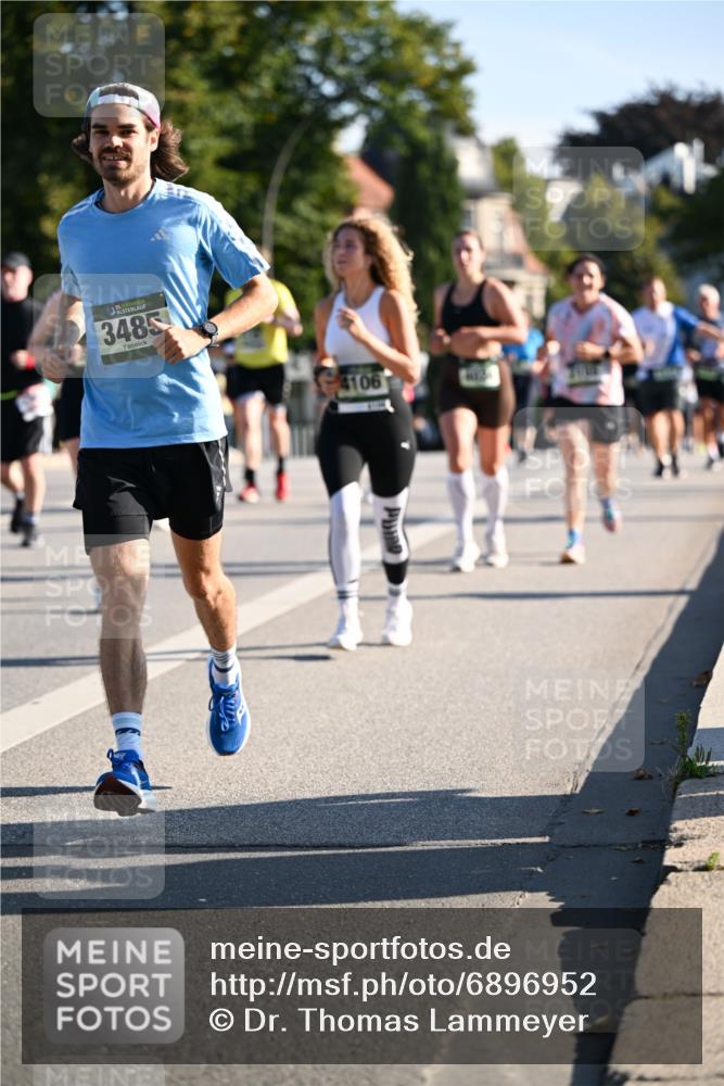 01.09.2024 - BARMER Alsterlauf Dr. Thomas Lammeyer http://msf.ph/oto/6896952 01.09.2024 09:35:18 Laufen 3485, 4106 meine-sportfotos.de