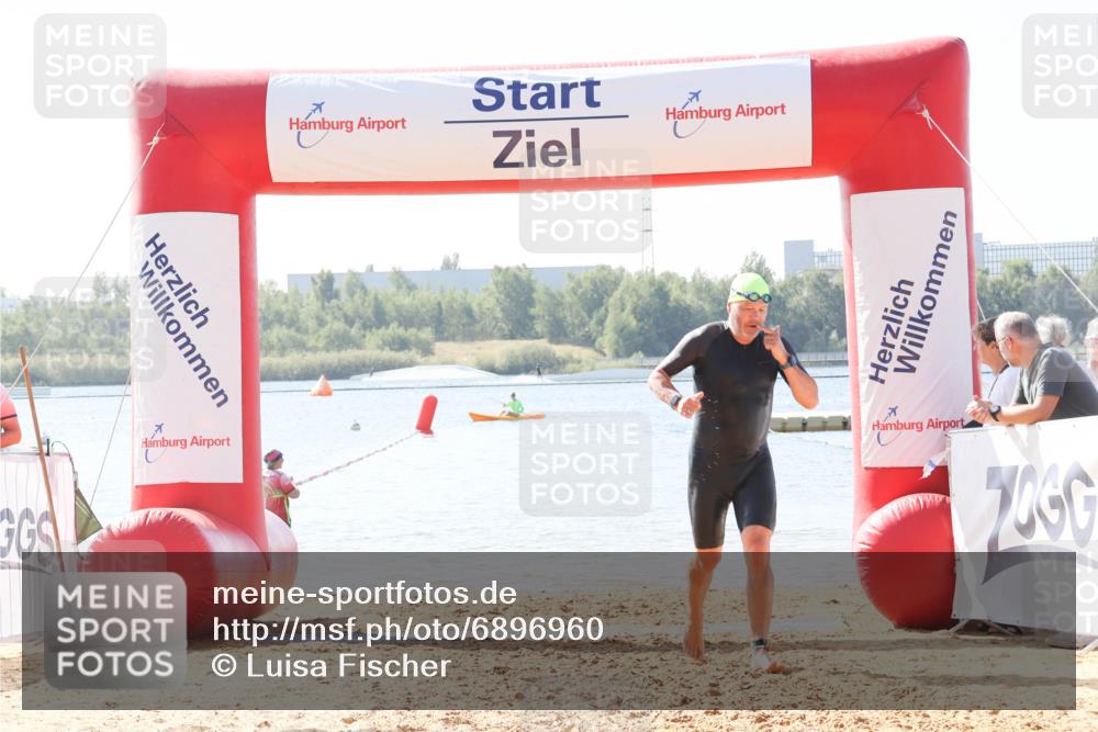 01.09.2024 - 17. Tribühne Triathlon Luisa Fischer http://msf.ph/oto/6896960 01.09.2024 11:26:59 Schwimmen 460 meine-sportfotos.de