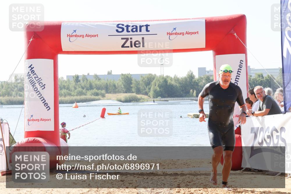 01.09.2024 - 17. Tribühne Triathlon Luisa Fischer http://msf.ph/oto/6896971 01.09.2024 11:27:00 Schwimmen 460 meine-sportfotos.de
