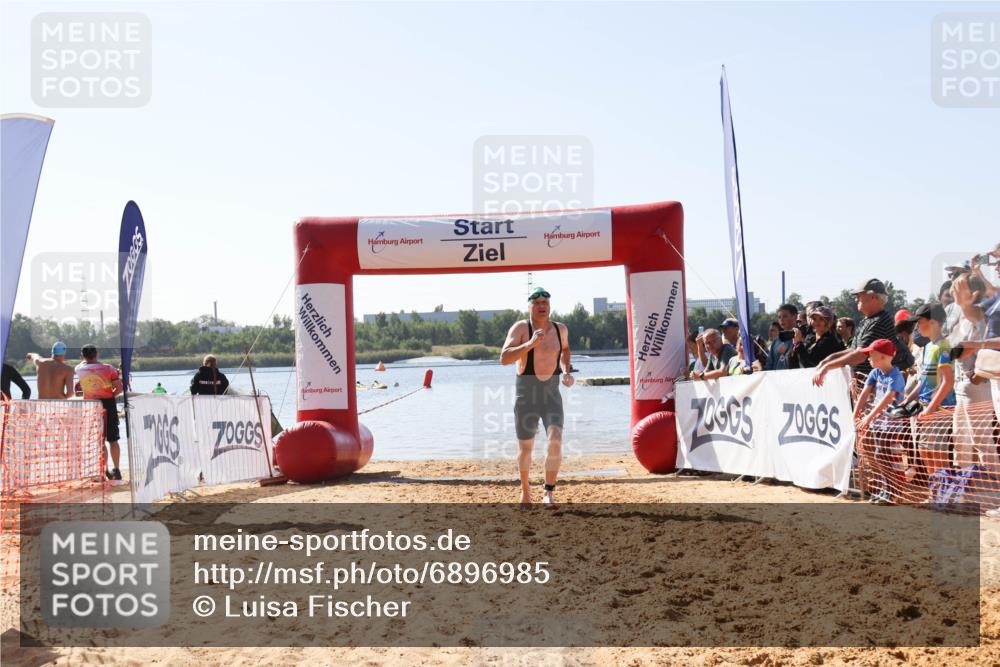 01.09.2024 - 17. Tribühne Triathlon Luisa Fischer http://msf.ph/oto/6896985 01.09.2024 11:28:22 Schwimmen 459 meine-sportfotos.de