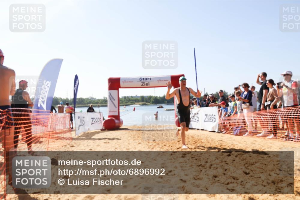 01.09.2024 - 17. Tribühne Triathlon Luisa Fischer http://msf.ph/oto/6896992 01.09.2024 11:28:23 Schwimmen 459 meine-sportfotos.de