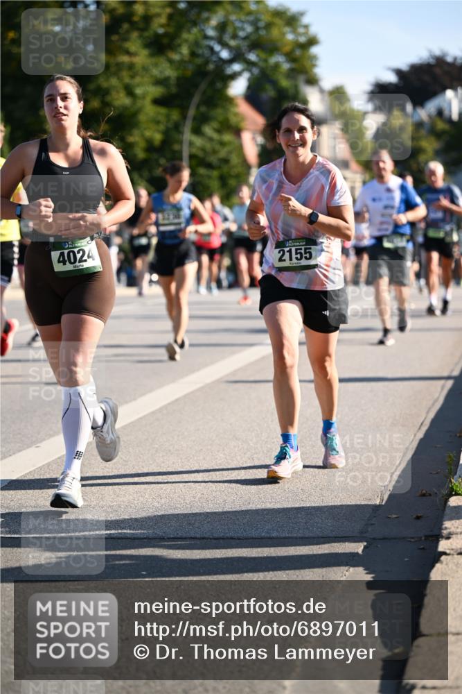 01.09.2024 - BARMER Alsterlauf Dr. Thomas Lammeyer http://msf.ph/oto/6897011 01.09.2024 09:35:21 Laufen 35, 4024, 2155 meine-sportfotos.de