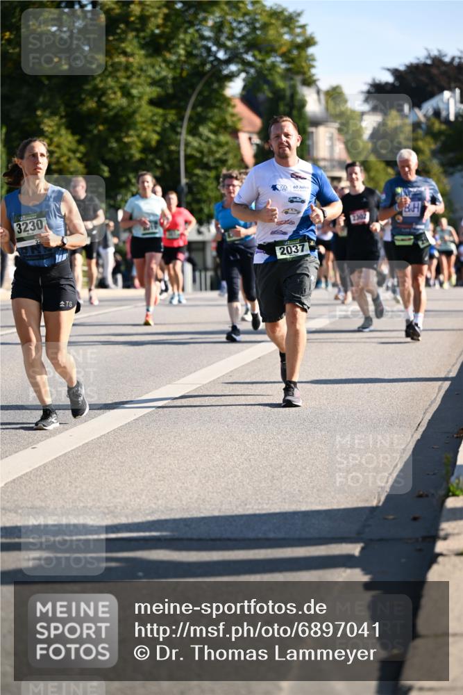 01.09.2024 - BARMER Alsterlauf Dr. Thomas Lammeyer http://msf.ph/oto/6897041 01.09.2024 09:35:22 Laufen 3230, 60, 8, 2037 meine-sportfotos.de