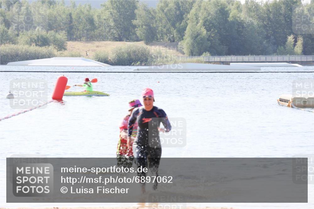 01.09.2024 - 17. Tribühne Triathlon Luisa Fischer http://msf.ph/oto/6897062 01.09.2024 11:35:18 Schwimmen 522 meine-sportfotos.de