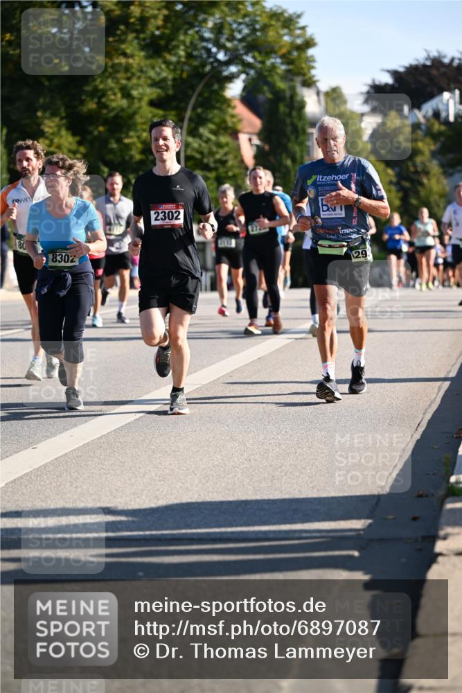 01.09.2024 - BARMER Alsterlauf Dr. Thomas Lammeyer http://msf.ph/oto/6897087 01.09.2024 09:35:25 Laufen 80, 8302, 2302, 29 meine-sportfotos.de