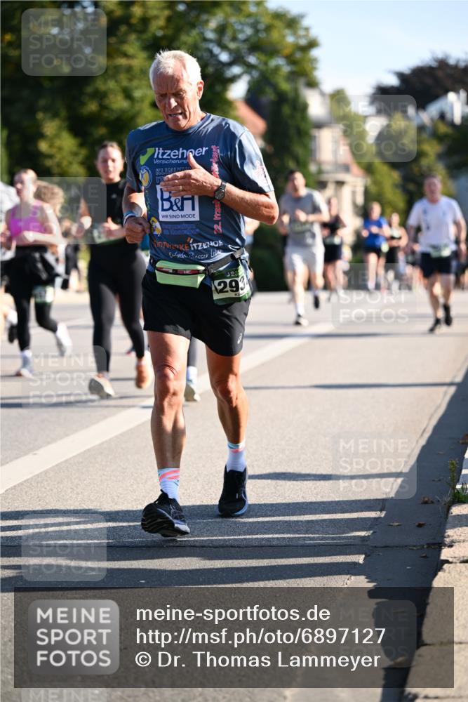 01.09.2024 - BARMER Alsterlauf Dr. Thomas Lammeyer http://msf.ph/oto/6897127 01.09.2024 09:35:27 Laufen 293 meine-sportfotos.de