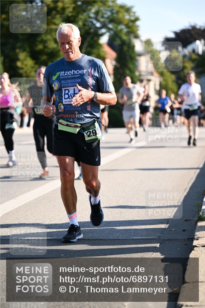 01.09.2024 - BARMER Alsterlauf Dr. Thomas Lammeyer http://msf.ph/oto/6897131 01.09.2024 09:35:27 Laufen 293 meine-sportfotos.de