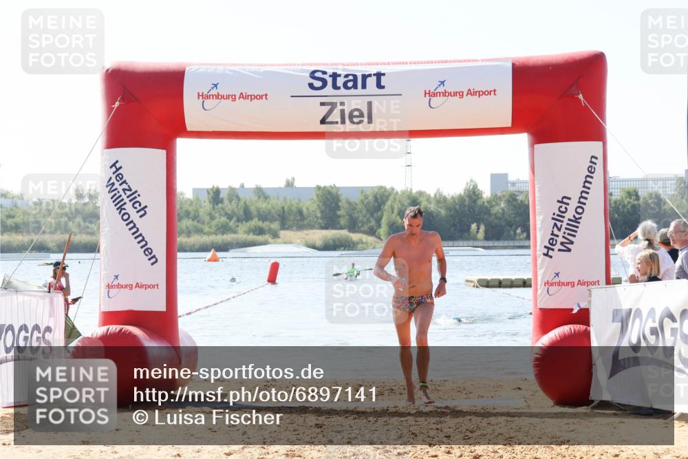 01.09.2024 - 17. Tribühne Triathlon Luisa Fischer http://msf.ph/oto/6897141 01.09.2024 11:38:44 Schwimmen 649 meine-sportfotos.de