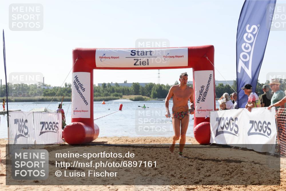 01.09.2024 - 17. Tribühne Triathlon Luisa Fischer http://msf.ph/oto/6897161 01.09.2024 11:38:46 Schwimmen 649 meine-sportfotos.de