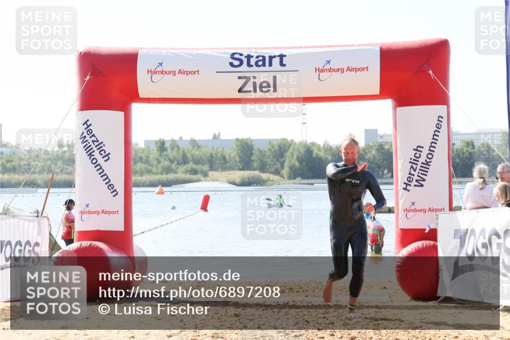 01.09.2024 - 17. Tribühne Triathlon Luisa Fischer http://msf.ph/oto/6897208 01.09.2024 11:39:00 Schwimmen 607 meine-sportfotos.de
