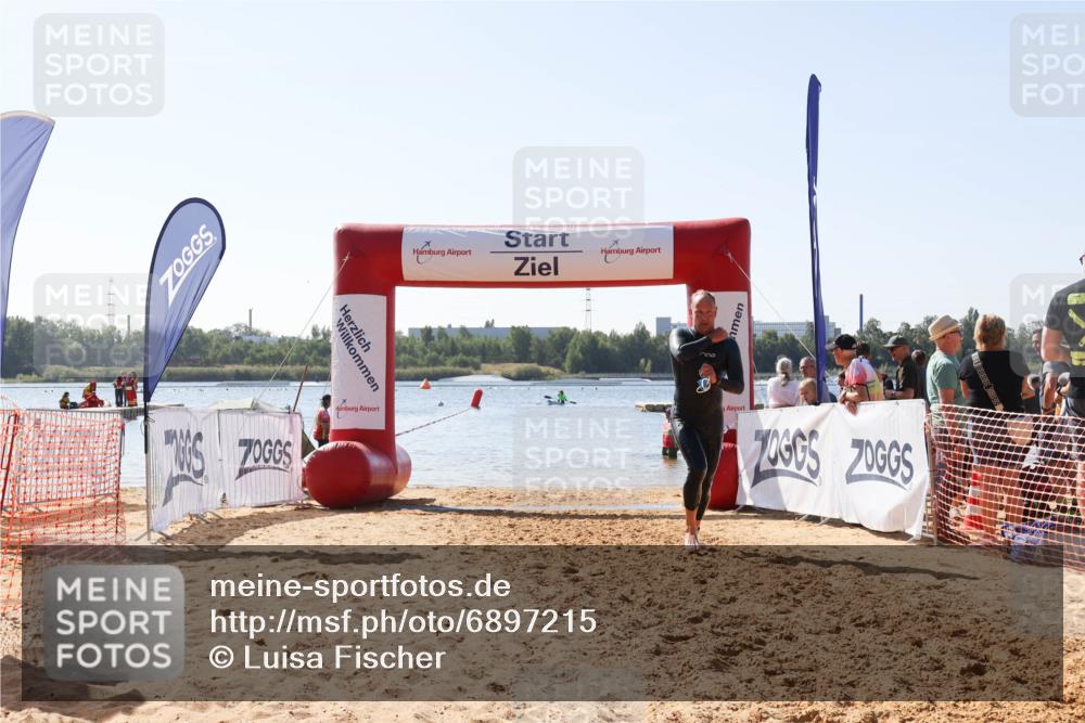 01.09.2024 - 17. Tribühne Triathlon Luisa Fischer http://msf.ph/oto/6897215 01.09.2024 11:39:01 Schwimmen 607 meine-sportfotos.de