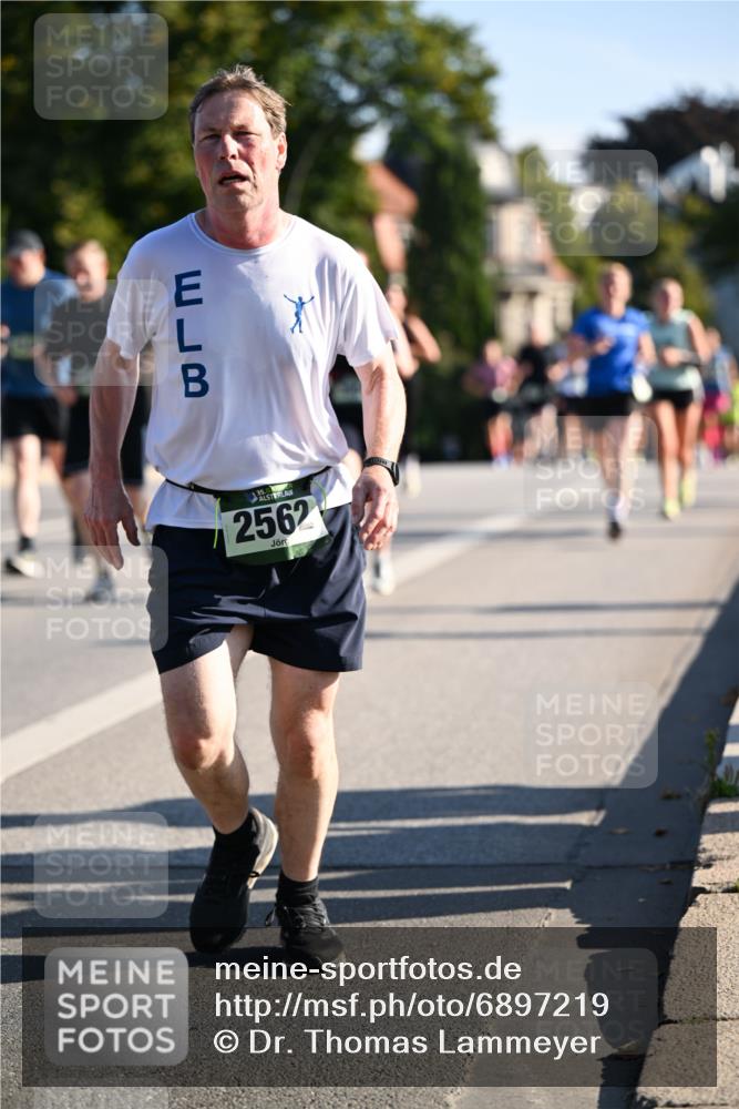 01.09.2024 - BARMER Alsterlauf Dr. Thomas Lammeyer http://msf.ph/oto/6897219 01.09.2024 09:35:32 Laufen 35, 2562 meine-sportfotos.de