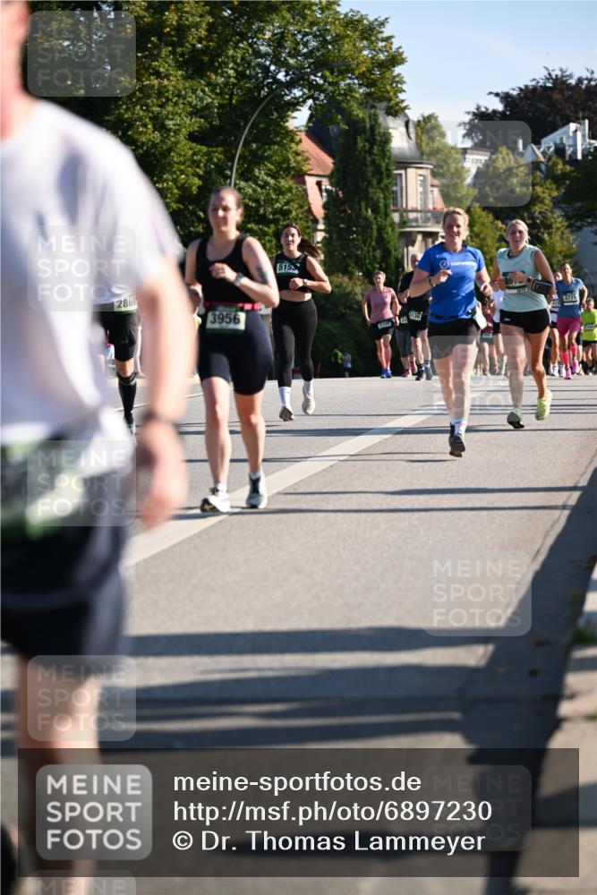 01.09.2024 - BARMER Alsterlauf Dr. Thomas Lammeyer http://msf.ph/oto/6897230 01.09.2024 09:35:33 Laufen 2868, 3956, 5153, 130, 3711 meine-sportfotos.de