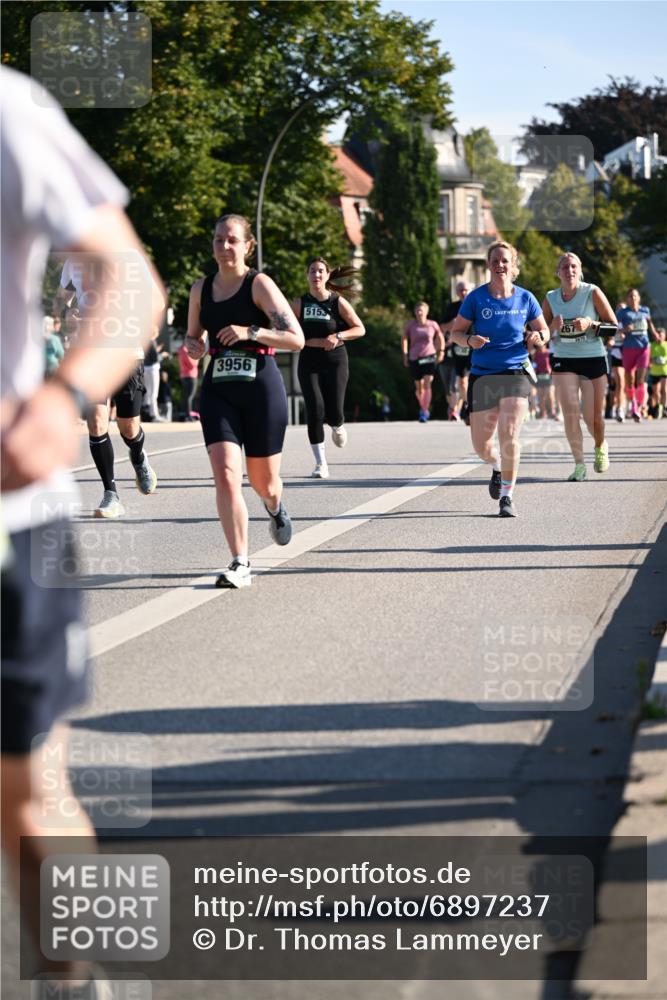 01.09.2024 - BARMER Alsterlauf Dr. Thomas Lammeyer http://msf.ph/oto/6897237 01.09.2024 09:35:33 Laufen 3956, 5153, 2670 meine-sportfotos.de