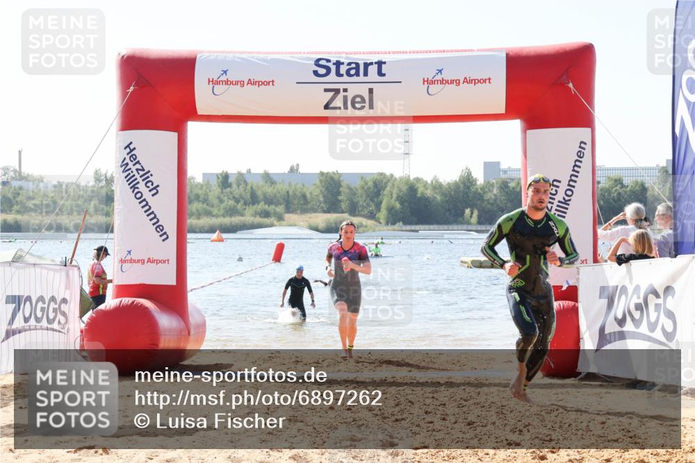 01.09.2024 - 17. Tribühne Triathlon Luisa Fischer http://msf.ph/oto/6897262 01.09.2024 11:40:15 Schwimmen 646, 668, 712 meine-sportfotos.de