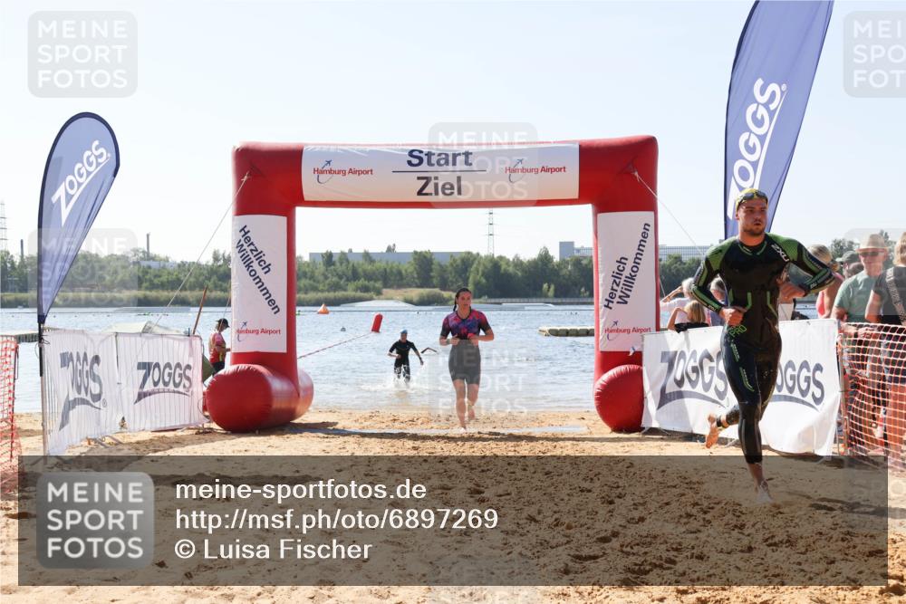 01.09.2024 - 17. Tribühne Triathlon Luisa Fischer http://msf.ph/oto/6897269 01.09.2024 11:40:16 Schwimmen 646, 668, 712 meine-sportfotos.de