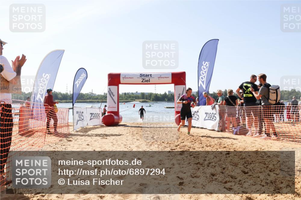 01.09.2024 - 17. Tribühne Triathlon Luisa Fischer http://msf.ph/oto/6897294 01.09.2024 11:40:18 Schwimmen 646, 668, 712 meine-sportfotos.de