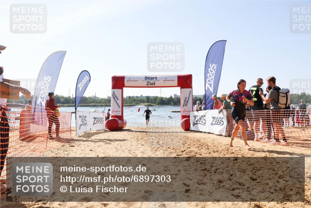 01.09.2024 - 17. Tribühne Triathlon Luisa Fischer http://msf.ph/oto/6897303 01.09.2024 11:40:19 Schwimmen 646, 668, 712 meine-sportfotos.de