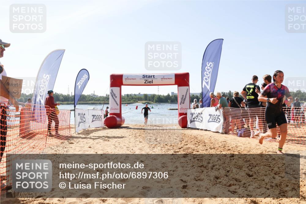 01.09.2024 - 17. Tribühne Triathlon Luisa Fischer http://msf.ph/oto/6897306 01.09.2024 11:40:19 Schwimmen 646, 668, 712 meine-sportfotos.de