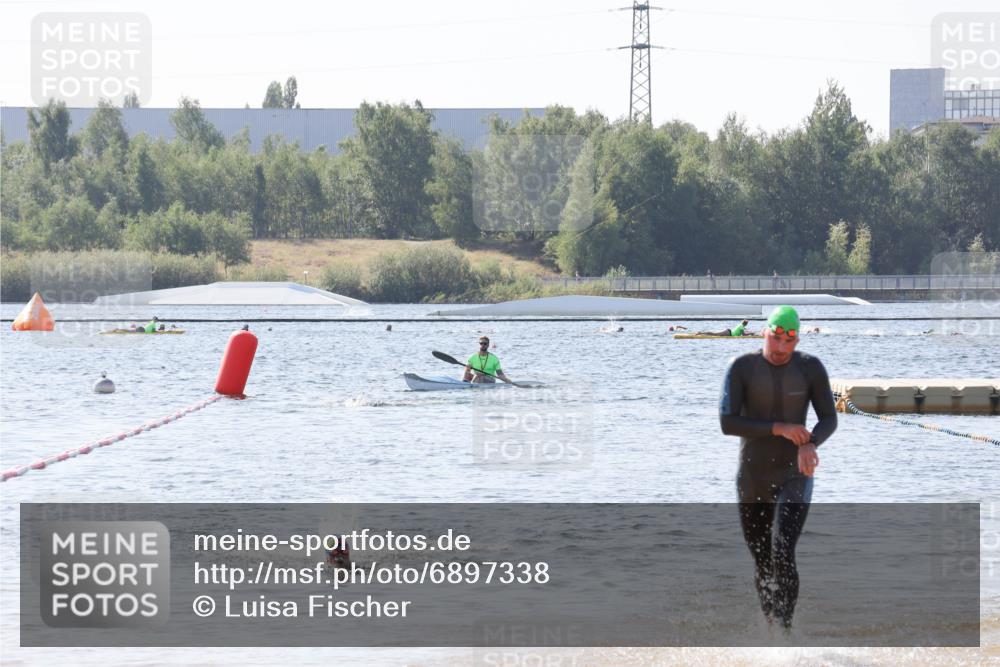 01.09.2024 - 17. Tribühne Triathlon Luisa Fischer http://msf.ph/oto/6897338 01.09.2024 11:40:31 Schwimmen 629 meine-sportfotos.de