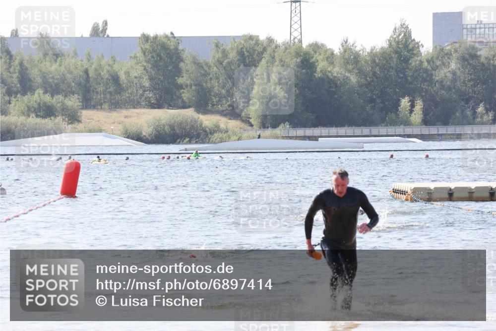 01.09.2024 - 17. Tribühne Triathlon Luisa Fischer http://msf.ph/oto/6897414 01.09.2024 11:41:21 Schwimmen 694 meine-sportfotos.de