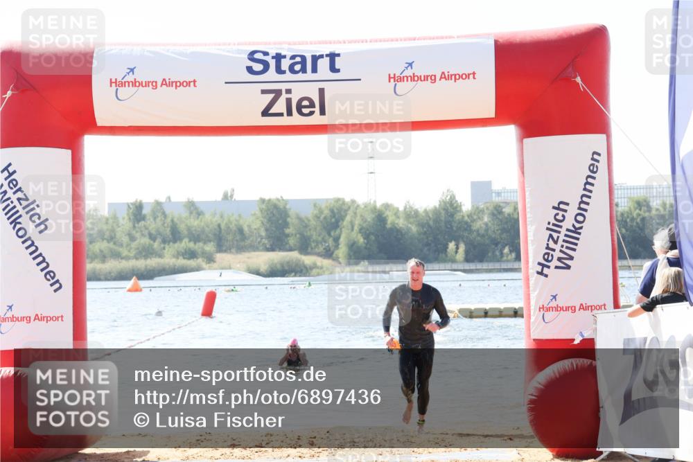 01.09.2024 - 17. Tribühne Triathlon Luisa Fischer http://msf.ph/oto/6897436 01.09.2024 11:41:24 Schwimmen 694 meine-sportfotos.de