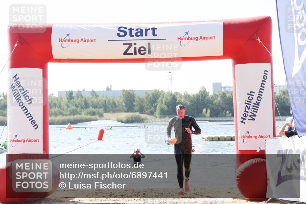 01.09.2024 - 17. Tribühne Triathlon Luisa Fischer http://msf.ph/oto/6897441 01.09.2024 11:41:25 Schwimmen 694 meine-sportfotos.de