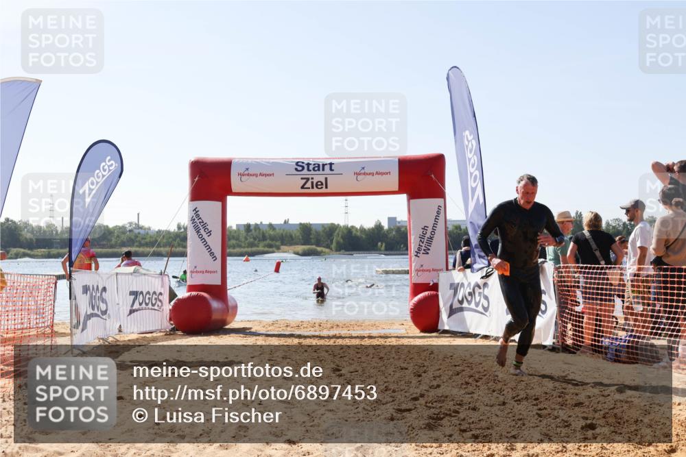 01.09.2024 - 17. Tribühne Triathlon Luisa Fischer http://msf.ph/oto/6897453 01.09.2024 11:41:28 Schwimmen 603, 694 meine-sportfotos.de