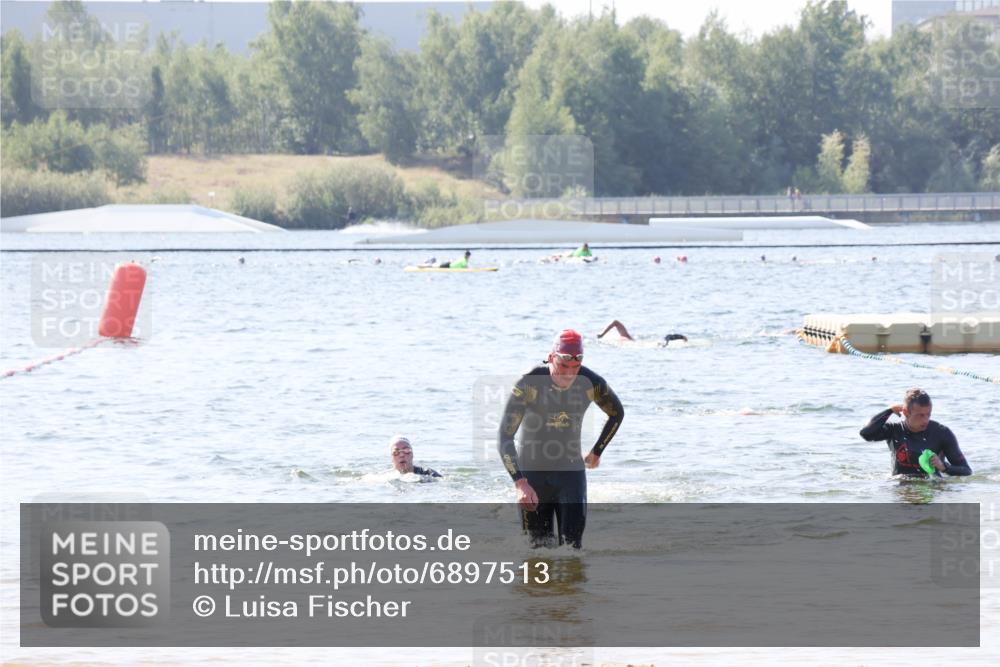 01.09.2024 - 17. Tribühne Triathlon Luisa Fischer http://msf.ph/oto/6897513 01.09.2024 11:41:44 Schwimmen 603, 701 meine-sportfotos.de