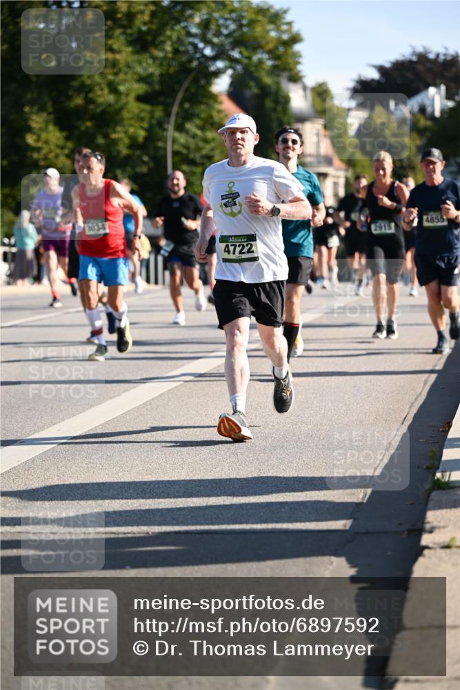 01.09.2024 - BARMER Alsterlauf Dr. Thomas Lammeyer http://msf.ph/oto/6897592 01.09.2024 09:35:50 Laufen 2017, 4722, 4855 meine-sportfotos.de