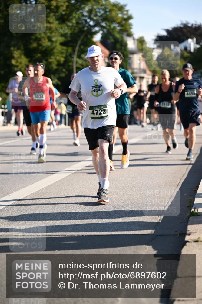 01.09.2024 - BARMER Alsterlauf Dr. Thomas Lammeyer http://msf.ph/oto/6897602 01.09.2024 09:35:50 Laufen 3034, 2017, 4722, 2915, 4855 meine-sportfotos.de