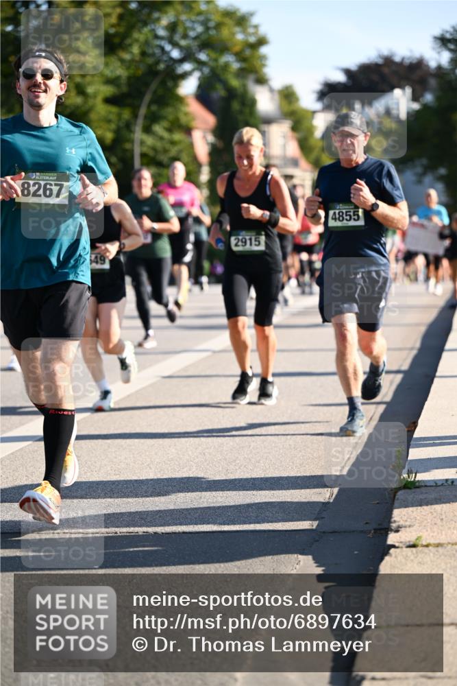 01.09.2024 - BARMER Alsterlauf Dr. Thomas Lammeyer http://msf.ph/oto/6897634 01.09.2024 09:35:52 Laufen 35, 8267, 649, 2915, 4855 meine-sportfotos.de