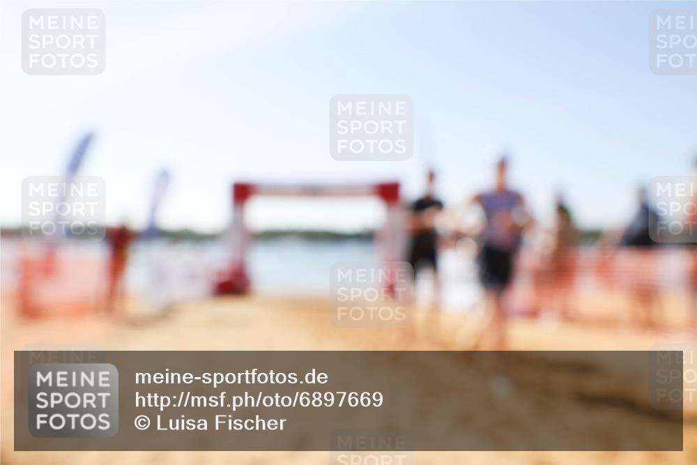 01.09.2024 - 17. Tribühne Triathlon Luisa Fischer http://msf.ph/oto/6897669 01.09.2024 11:42:00 Schwimmen 572, 582, 689, 701 meine-sportfotos.de