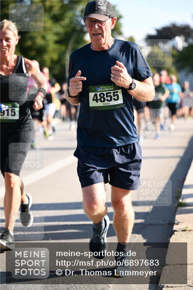 01.09.2024 - BARMER Alsterlauf Dr. Thomas Lammeyer http://msf.ph/oto/6897683 01.09.2024 09:35:54 Laufen 915, 35, 4855 meine-sportfotos.de