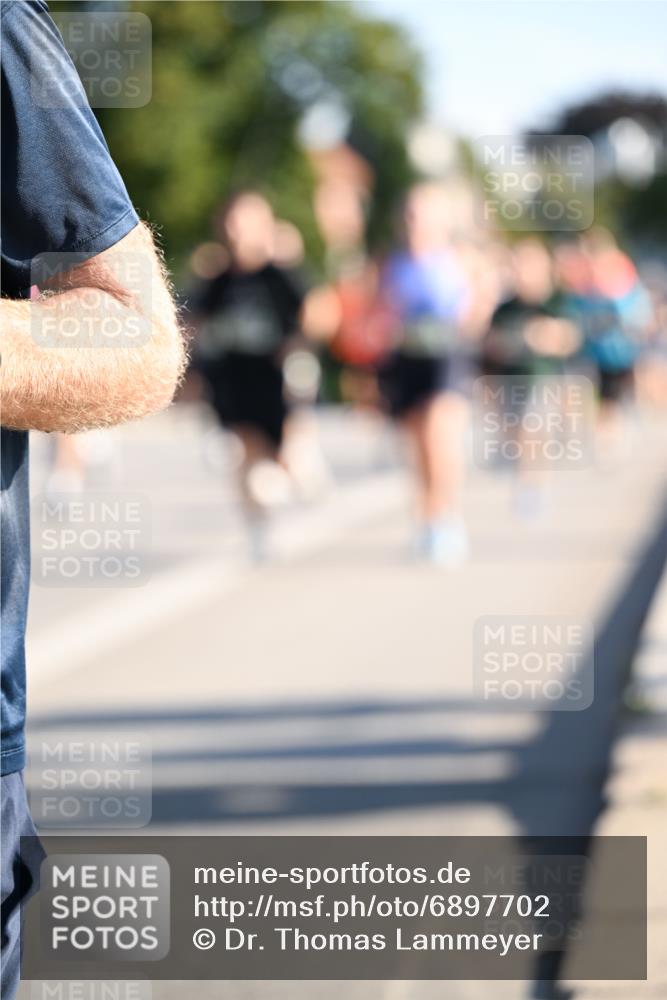 01.09.2024 - BARMER Alsterlauf Dr. Thomas Lammeyer http://msf.ph/oto/6897702 01.09.2024 09:35:55 Laufen  meine-sportfotos.de