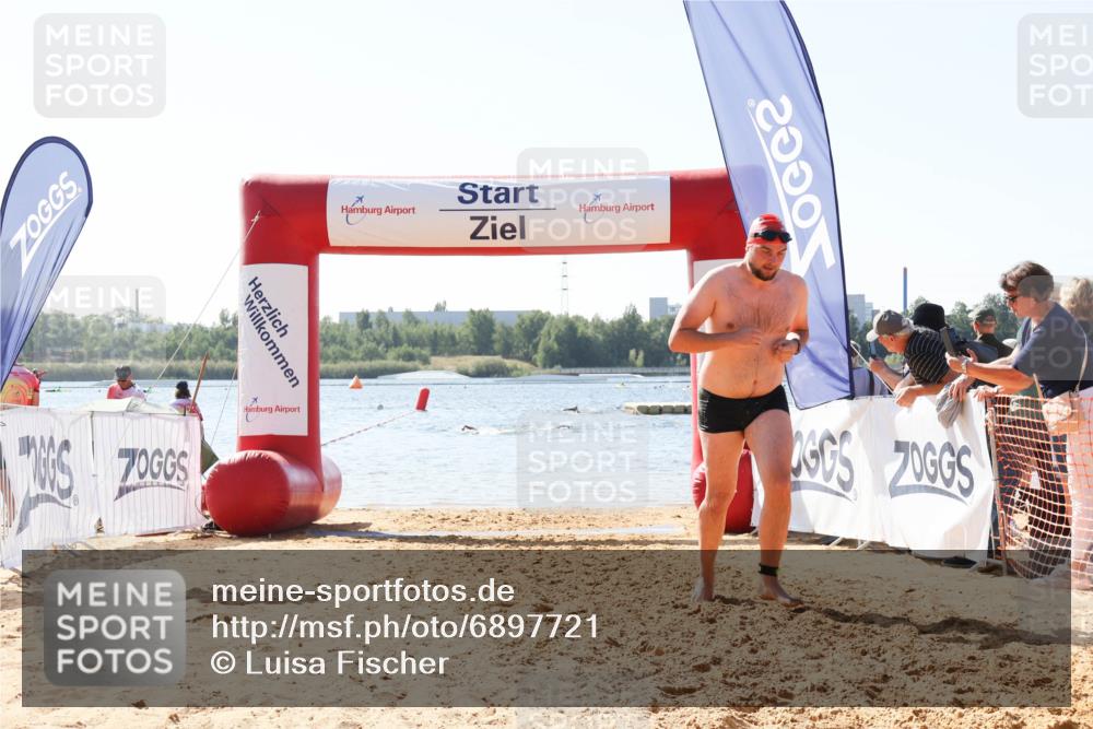 01.09.2024 - 17. Tribühne Triathlon Luisa Fischer http://msf.ph/oto/6897721 01.09.2024 11:42:13 Schwimmen 623 meine-sportfotos.de